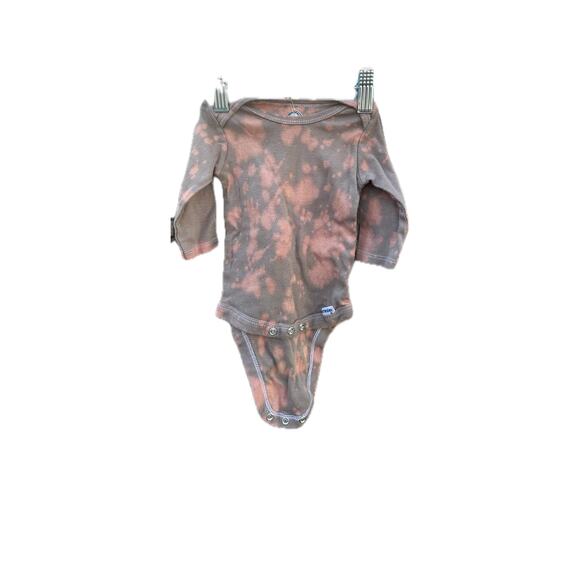 Reverse Dye Long Sleeve Babies Onesie | Baby Onesie | Scrunch Tie - Reverse Dye - Picture 1 of 2